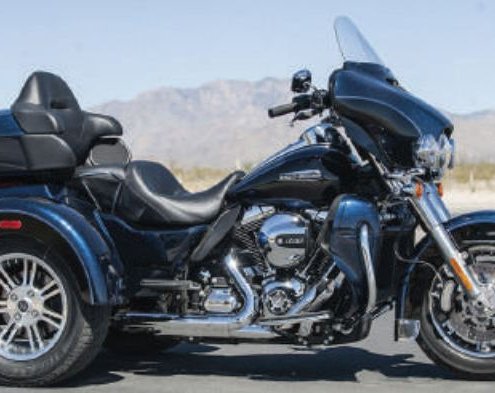 THE 2015 TRI GLIDETM ULTRA READY TO GRACE OUR STREETS 8 Triglide